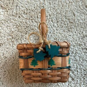 Vintage Mini Tree Wicker basket‎ Holiday gift card decor storage